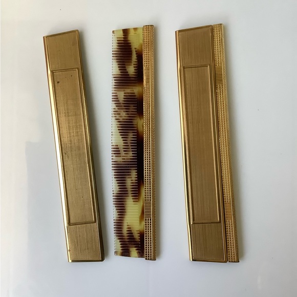 RARE FIND 1970s tortoiseshell comb in brass case - Picture 9 of 9